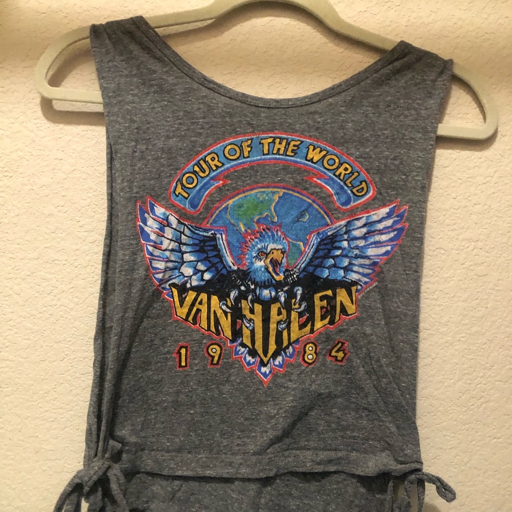 Forever 21 side cutout top